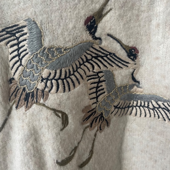 H&M beige wool sweater embroidered with birds size L for women - Picture 2 of 7